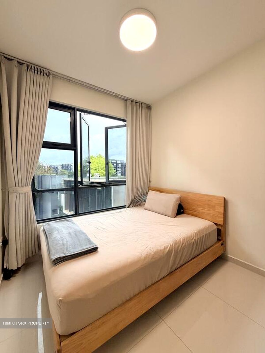 The Brownstone (D27), Condominium #522091711
